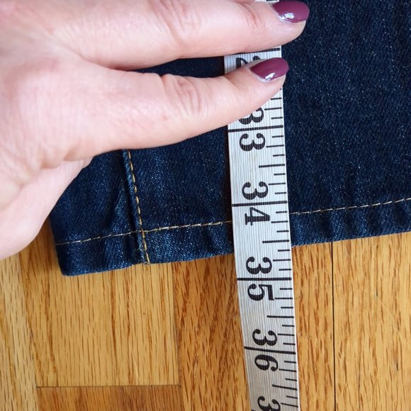 [SOLD] Dsquared Made In Italy Luxury Straight Leg Low Rise Dark Wash Jeans - Picture 15 of 16